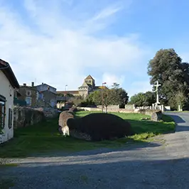 Visite du bourg de Saint-Jouin-de-Marnes